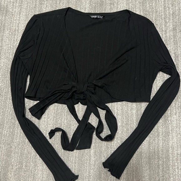 SHEIN Tops - SHEIN Black Ribbed Tie-Front Crop Top